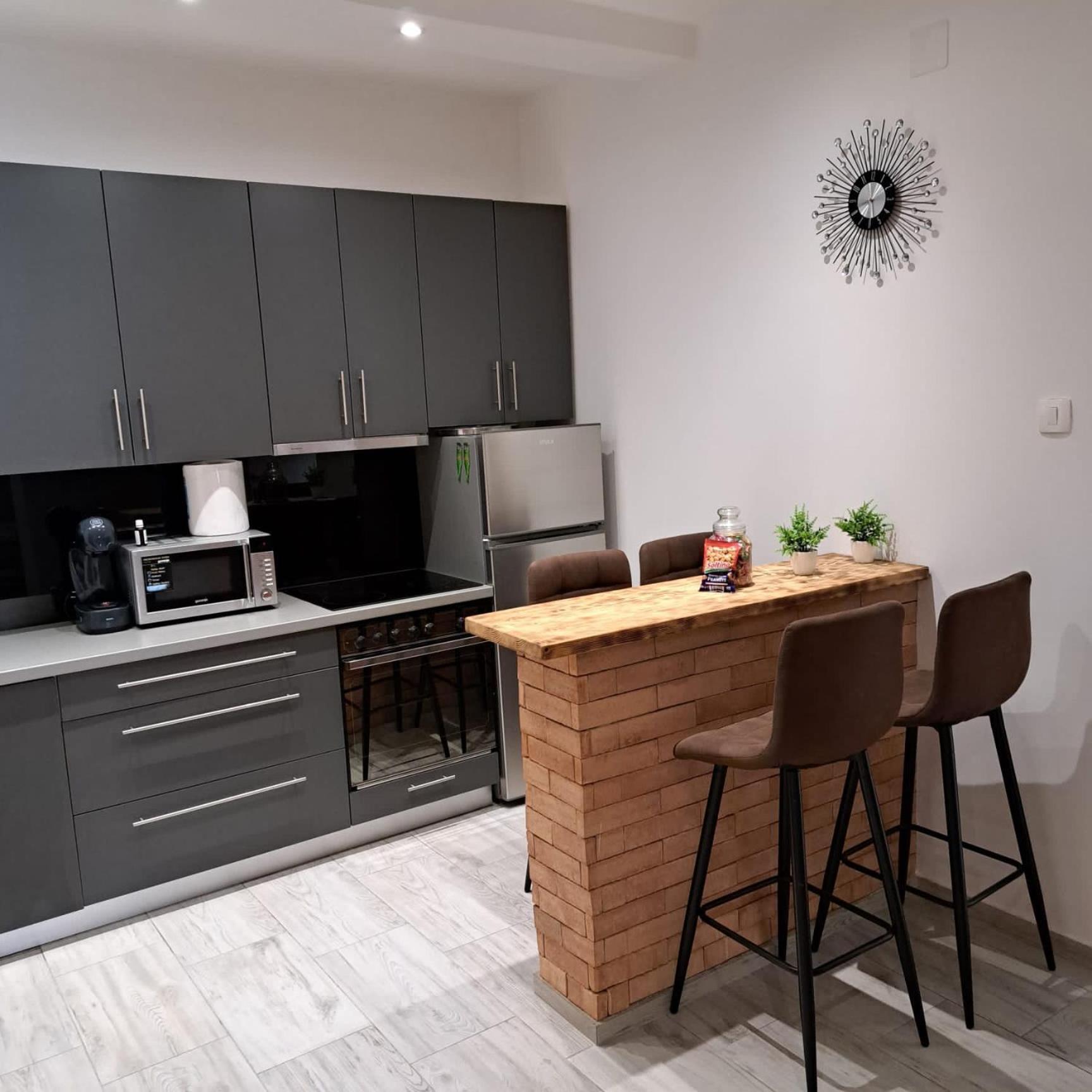 Iva Apartman Sa Bazenom Donji Zemunik 외부 사진
